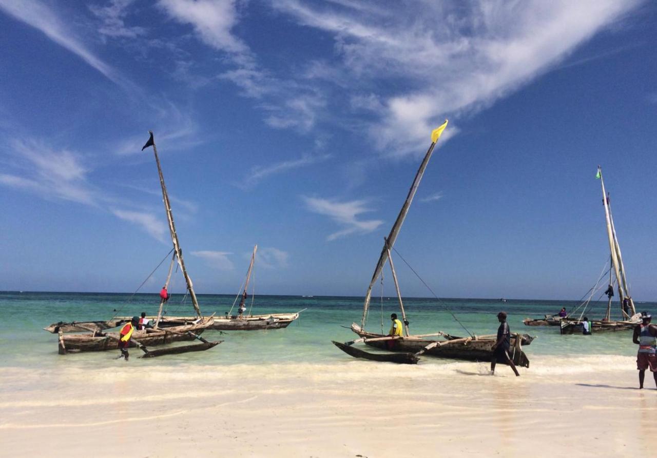 Eleven Pearl Boutique Hotel & Spa Diani Beach Exterior photo