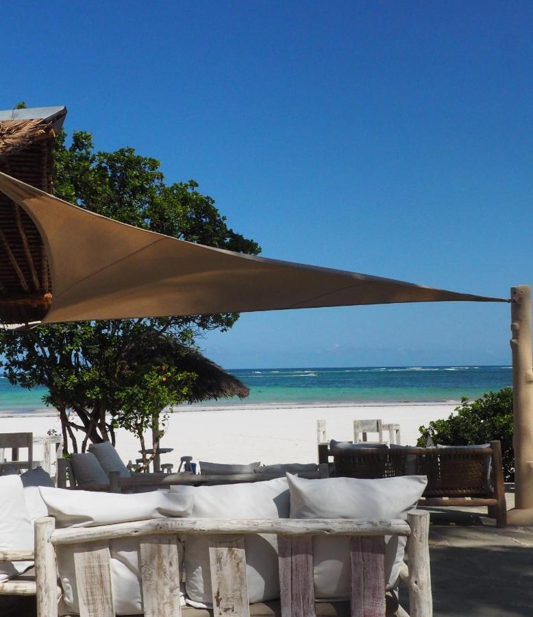 Eleven Pearl Boutique Hotel & Spa Diani Beach Exterior photo