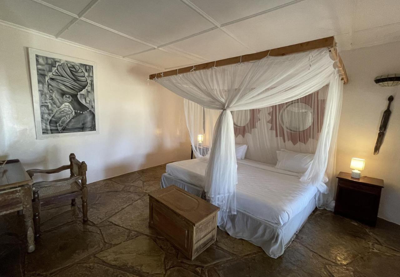 Eleven Pearl Boutique Hotel & Spa Diani Beach Exterior photo