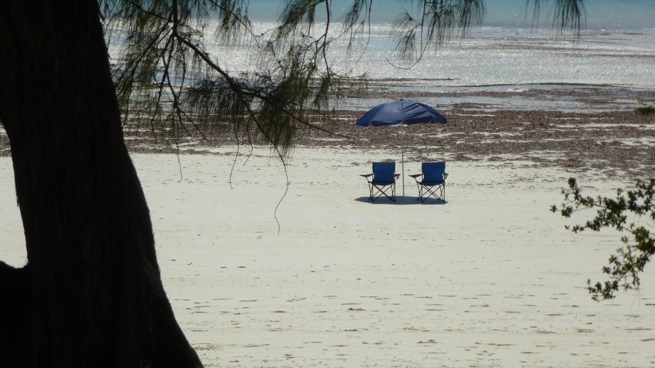 Eleven Pearl Boutique Hotel & Spa Diani Beach Exterior photo