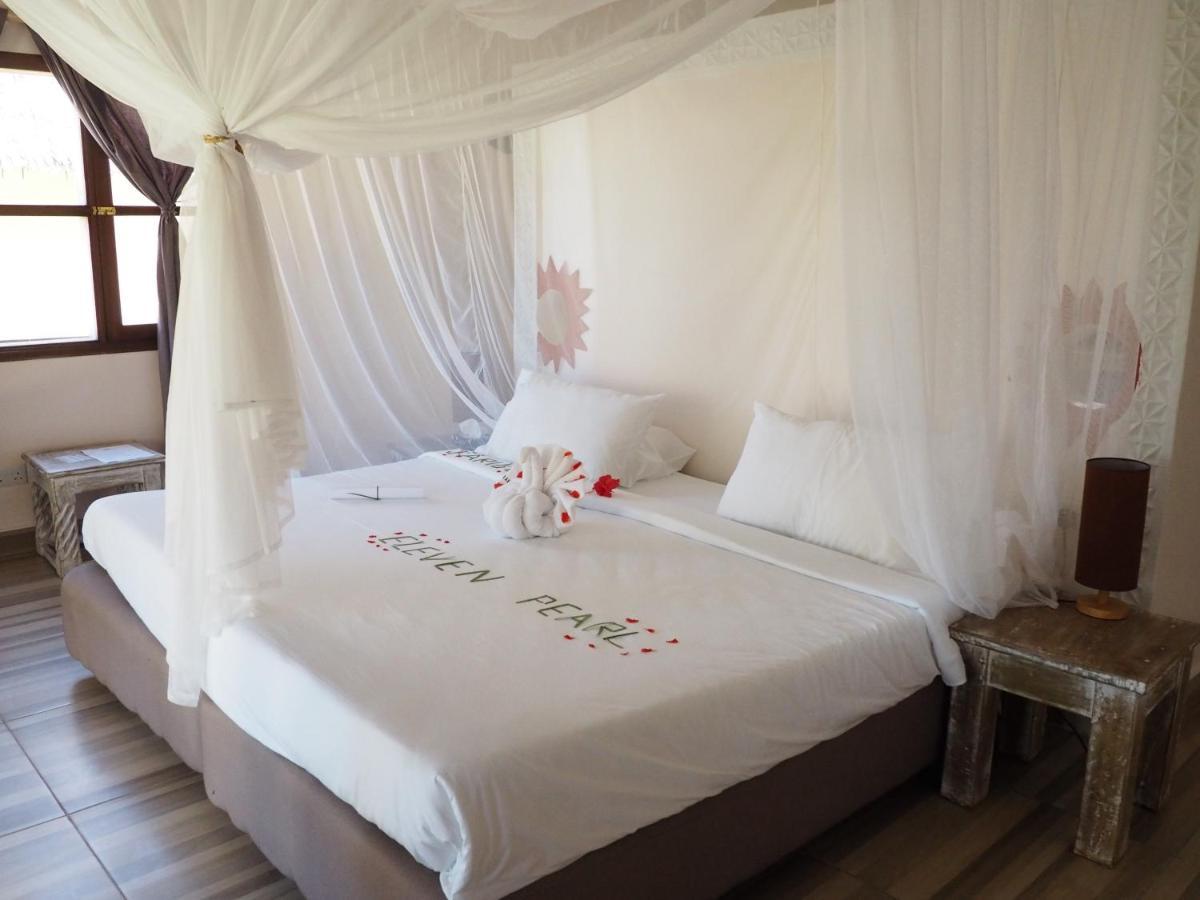 Eleven Pearl Boutique Hotel & Spa Diani Beach Exterior photo