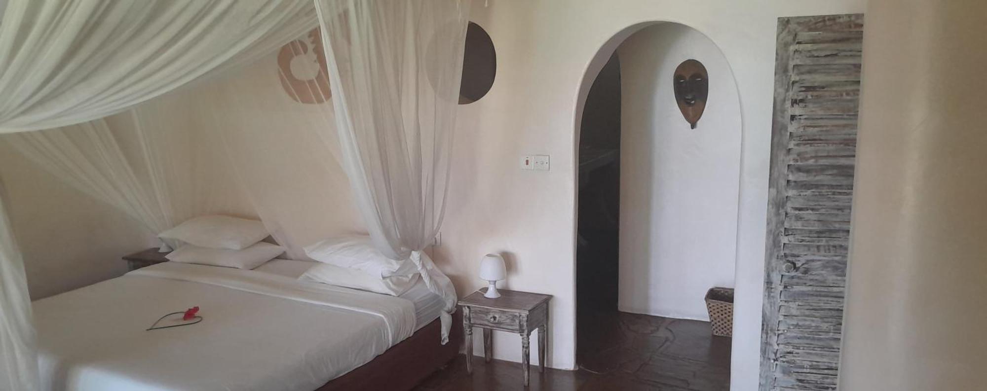 Eleven Pearl Boutique Hotel & Spa Diani Beach Exterior photo